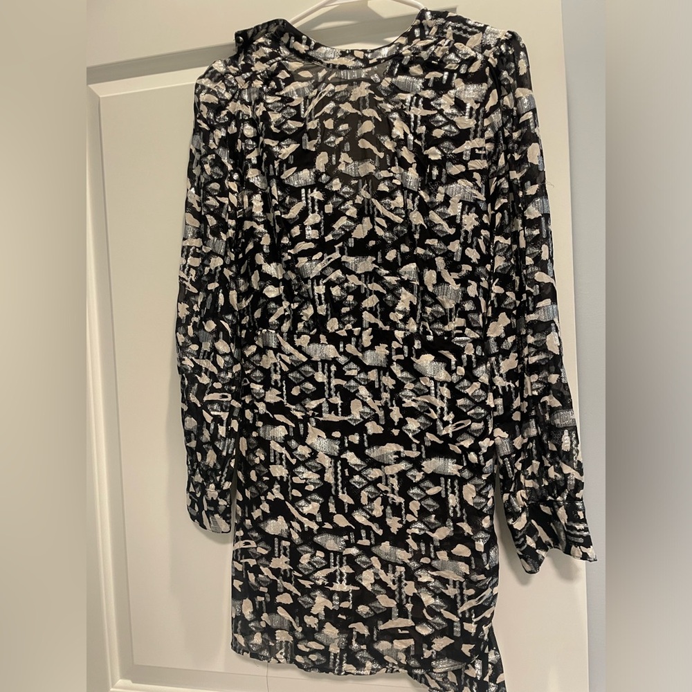 Mango women’s size small dress. Black, white, and silver.